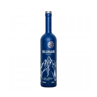 BLUNAR VODKA  